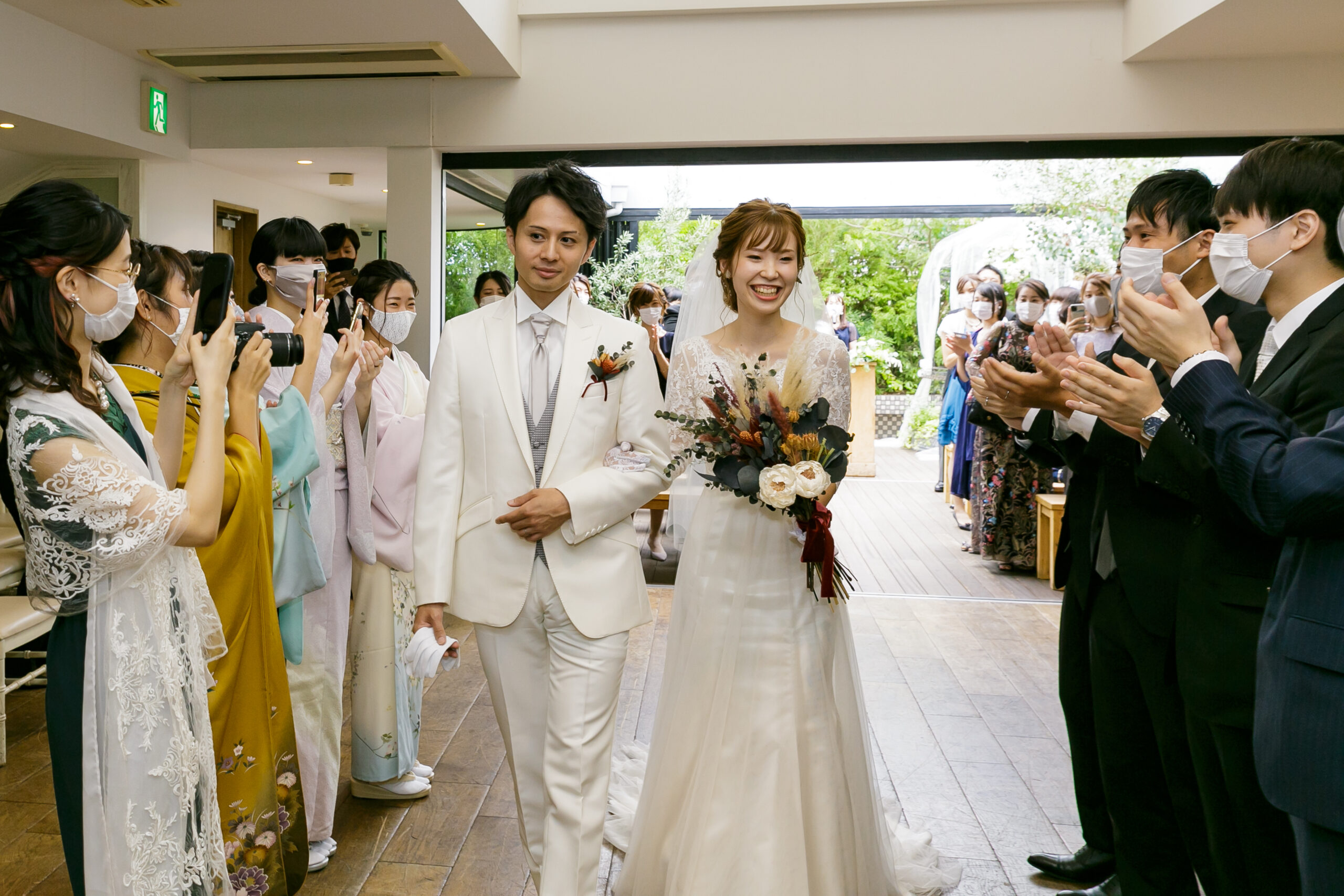 新型コロナウイルスの影響で当日を迎えるまで不安なことも多かったと思います。結婚式を終えられた率直なご感想をお聞かせください。