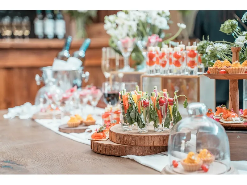 お料理6品＋アルコール含めたドリンク18種類飲み放題(マイク・プロジェクター無料貸し出し付き！）